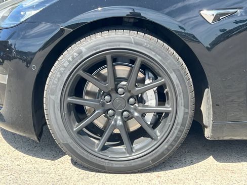 Used 2019 Tesla Model 3 Long Range image 25