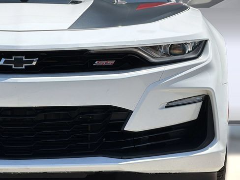 Used 2021 Chevrolet Camaro SS RWD image 12