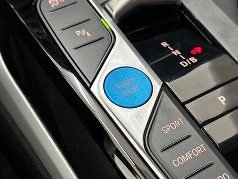 Certified 2023 BMW i4 eDrive35 w/ Premium Package image 18