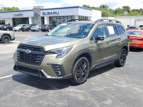 Used 2023 Subaru Ascent Onyx Edition AWD/4WD image 1