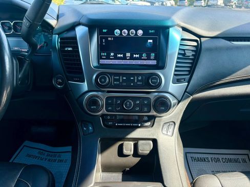 Used 2016 Chevrolet Suburban LT w/ Luxury Package AWD/4WD image 34
