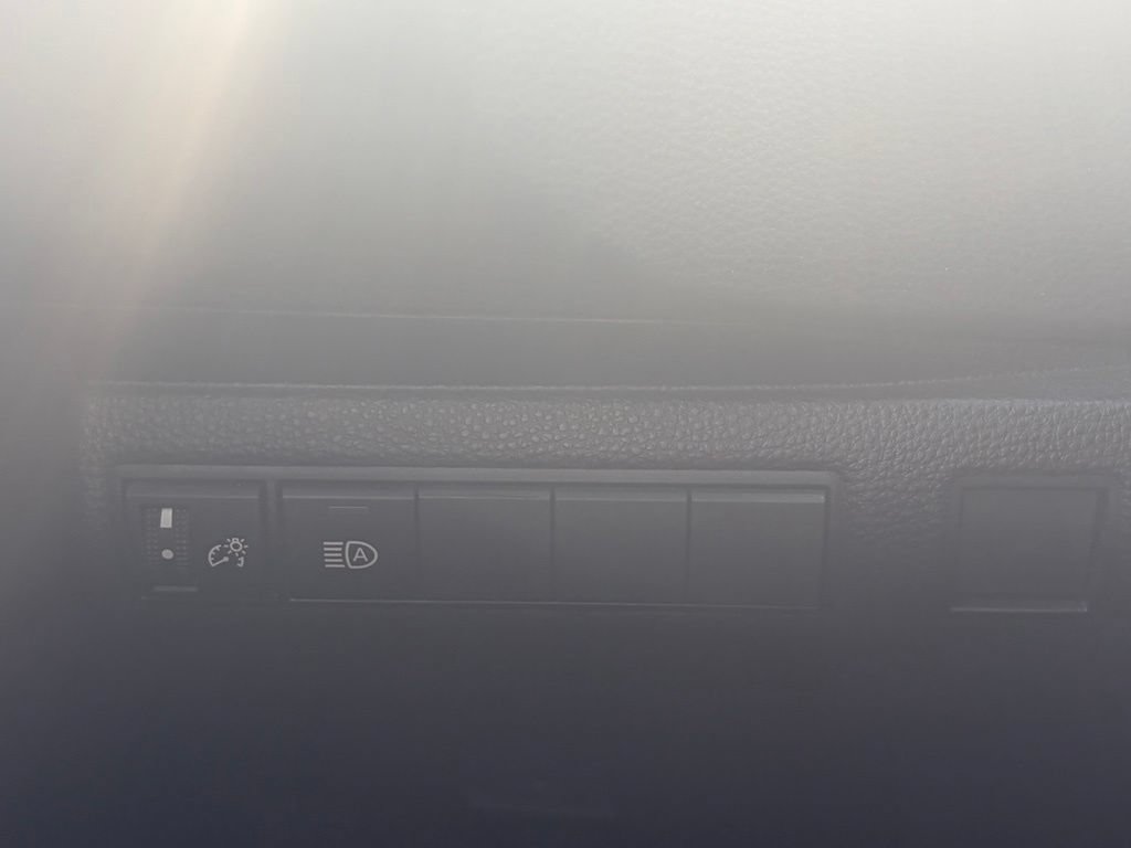 Used 2023 Toyota Corolla LE FWD image 41