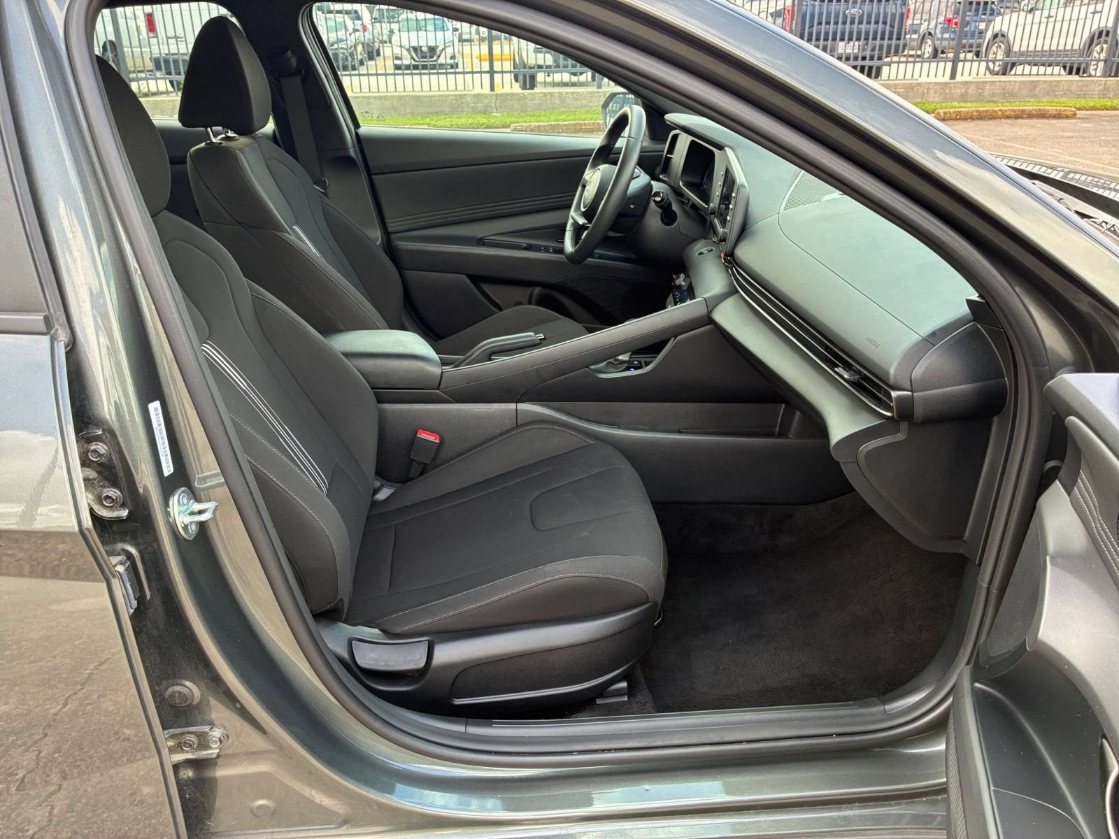 Used 2026 Hyundai Elantra Sport FWD image 34