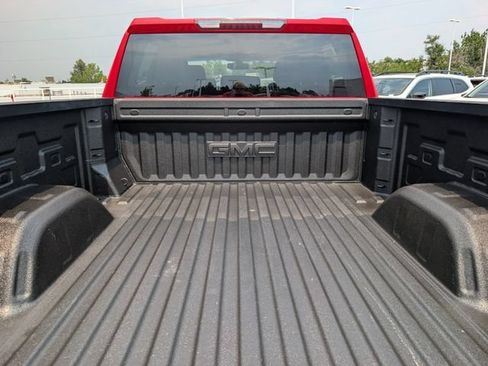 Used 2021 GMC Sierra 1500 SLT AWD/4WD image 21