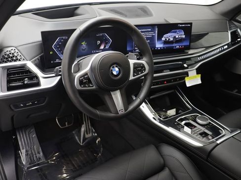 Certified 2026 BMW X5 xDrive40i w/ M Sport Package AWD/4WD image 6