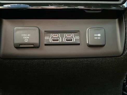New 2026 Jeep Grand Wagoneer Limited AWD/4WD image 27