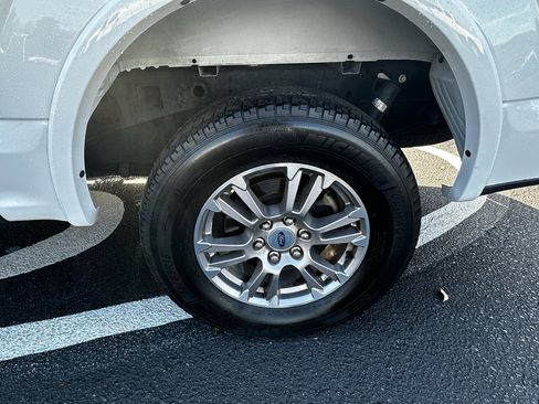 Used 2020 Ford F150 Lariat image 18