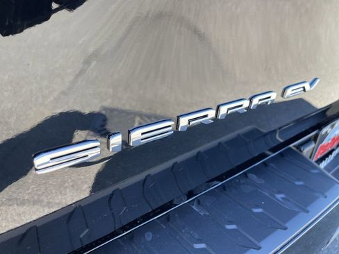 New 2026 GMC Sierra EV Elevation w/ Premium Package image 31