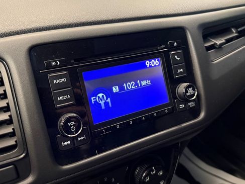Used 2019 Honda HR-V LX image 13