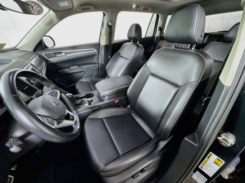 Used 2021 Volkswagen Atlas SE w/ Panoramic Sunroof Package AWD/4WD image 13