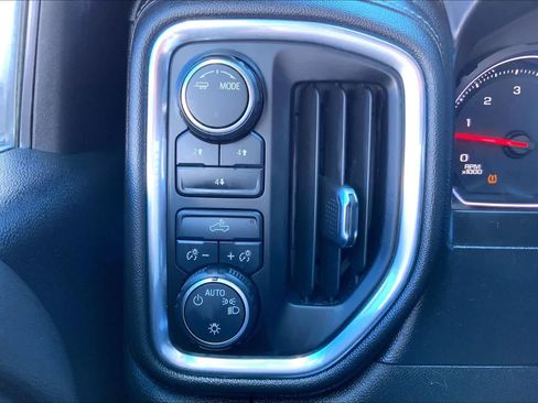 Used 2021 Chevrolet Silverado 2500 LT w/ Z71 Off-Road Package AWD/4WD image 34