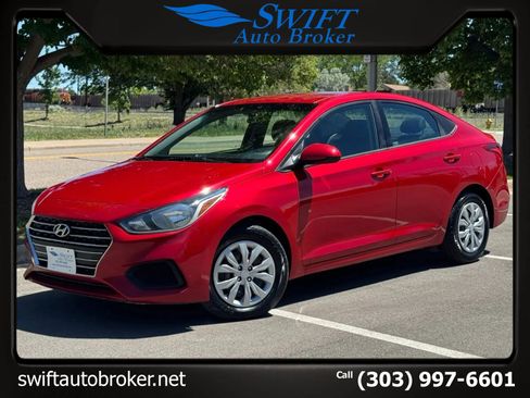 Used 2021 Hyundai Accent SE FWD image 1