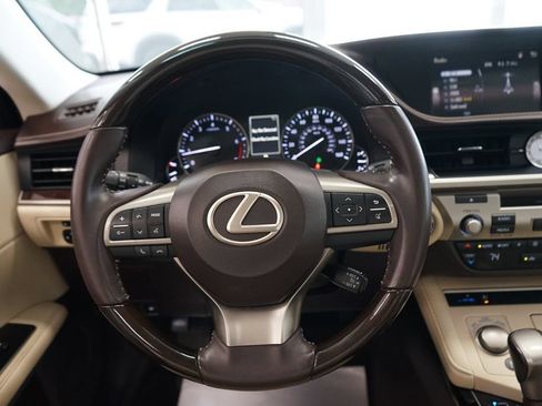 Used 2016 Lexus ES 350 FWD image 29