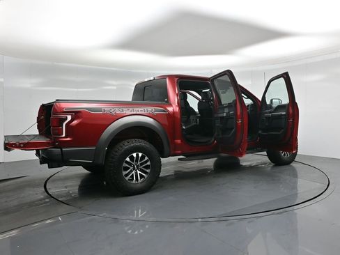 Certified 2019 Ford F150 Raptor w/ Equipment Group 802A Luxury image 6