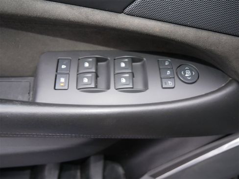 Used 2019 Cadillac Escalade ESV Platinum image 16