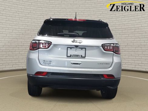 Used 2025 Jeep Compass Limited AWD/4WD image 6