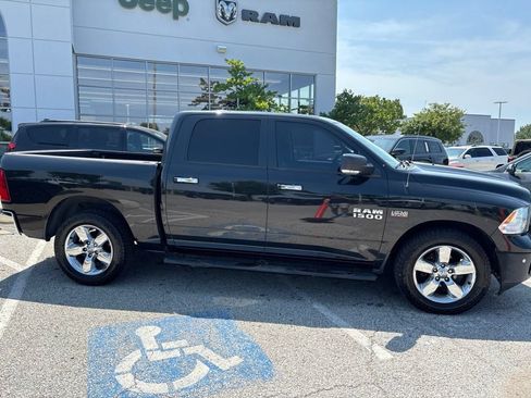 Used 2016 RAM 1500 Big Horn RWD image 10
