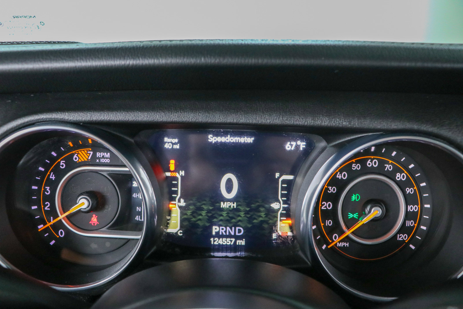 Used 2018 Jeep Wrangler Unlimited Sahara AWD/4WD image 16
