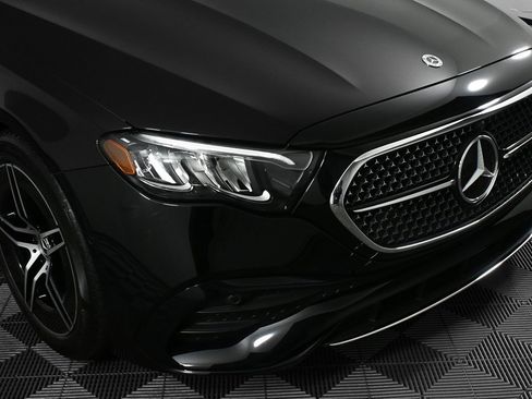 Used 2025 Mercedes-Benz E 350 Sedan image 34