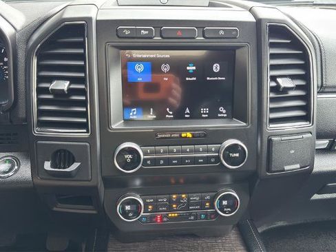 Certified 2019 Ford Expedition Limited w/ Cargo Package image 31