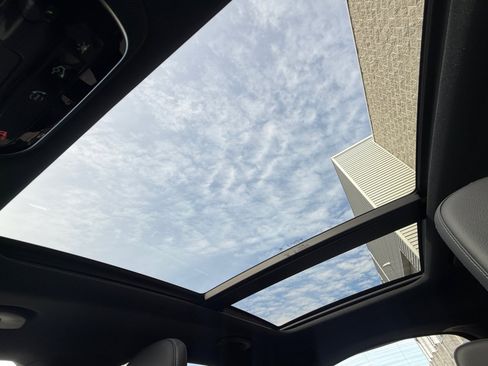 New 2026 Mercedes-Benz GLC 300 4MATIC image 33