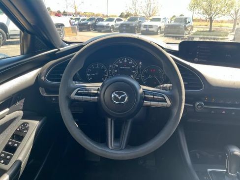 Used 2021 MAZDA MAZDA3 s FWD image 14