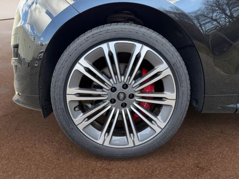 Used 2024 Land Rover Range Rover Sport Dynamic SE image 9