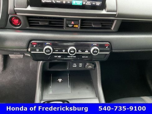 Used 2023 Honda Pilot Touring image 42