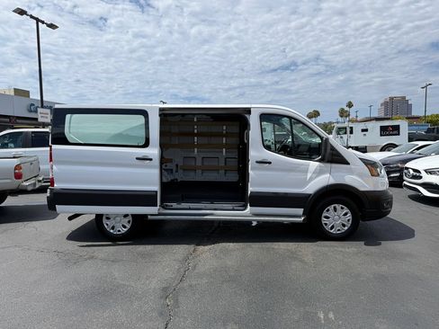 Used 2025 Ford Transit 250 Low Roof w/ Exterior Upgrade Package RWD image 9