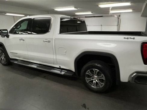 Certified 2022 GMC Sierra 1500 SLT w/ SLT Convenience Package image 6