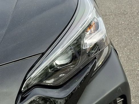 Certified 2025 Subaru Outback Premium AWD/4WD image 9