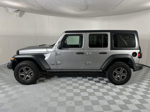 Used 2019 Jeep Wrangler Unlimited Sport S image 5