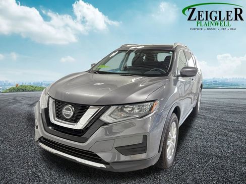 Used 2019 Nissan Rogue S image 11