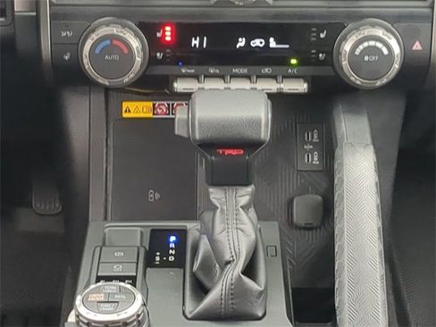 Certified 2025 Toyota 4Runner TRD Off-Road Premium image 19