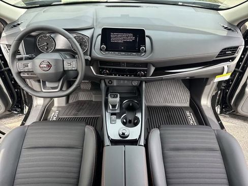 New 2026 Nissan Rogue SV AWD/4WD image 9