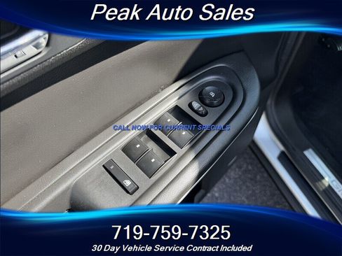 Used 2012 GMC Acadia SLT AWD/4WD image 14