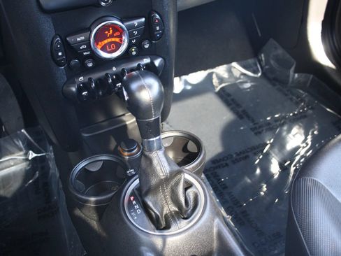 Used 2011 MINI Cooper Hardtop FWD image 16