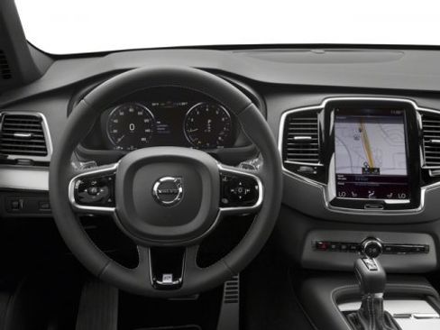Used 2018 Volvo XC90 T5 R-Design w/ Convenience Package image 7