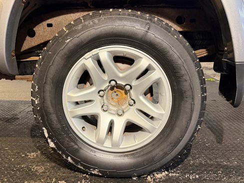 Used 2004 Toyota Tundra SR5 AWD/4WD image 10