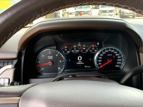 Used 2019 GMC Yukon Denali w/ Denali Ultimate Package AWD/4WD image 26