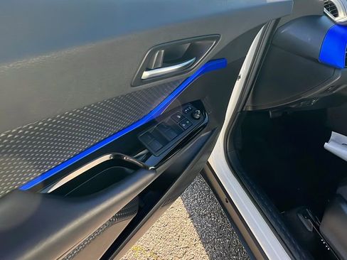 Used 2020 Toyota C-HR XLE image 12