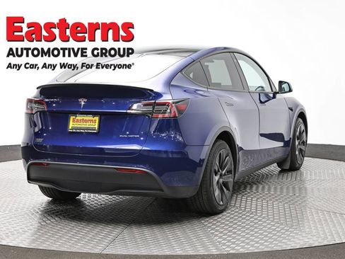 Used 2020 Tesla Model Y Long Range image 5