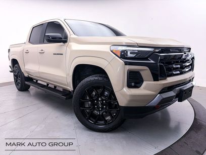 Used 2024 Chevrolet Colorado Z71 w/ LPO, Dark Essentials Package