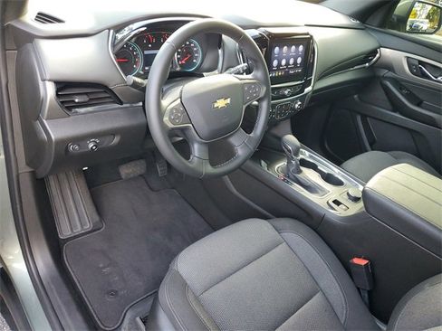 Certified 2023 Chevrolet Traverse LT image 20