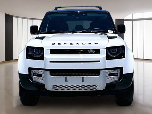 Certified 2025 Land Rover Defender 110 S AWD/4WD image 2