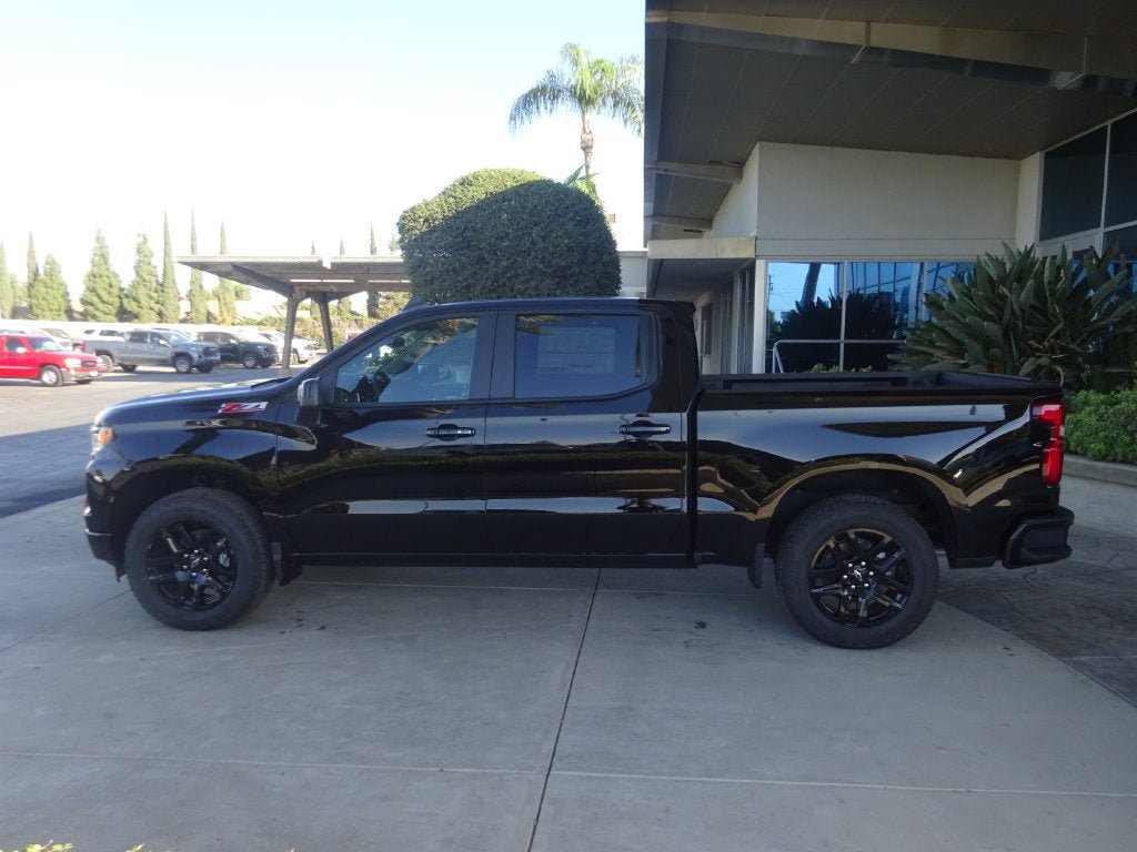 New 2026 Chevrolet Silverado 1500 RST w/ Z71 Off-Road Package AWD/4WD image 4