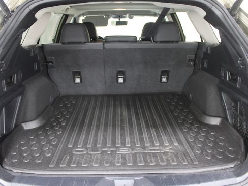 Used 2022 Subaru Outback Onyx Edition XT image 21