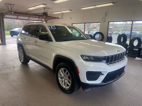 New 2026 Jeep Grand Cherokee Laredo X AWD/4WD image 1