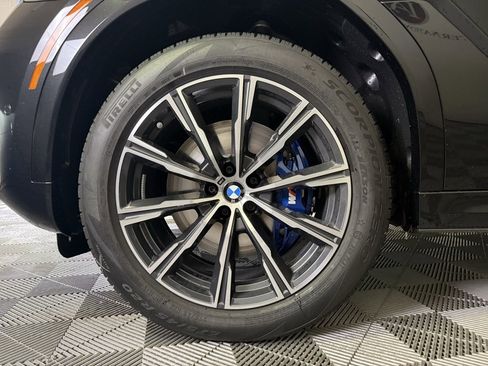 New 2026 BMW X6 xDrive40i image 10