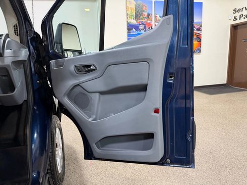 Used 2015 Ford Transit 250 148 Medium Roof image 24